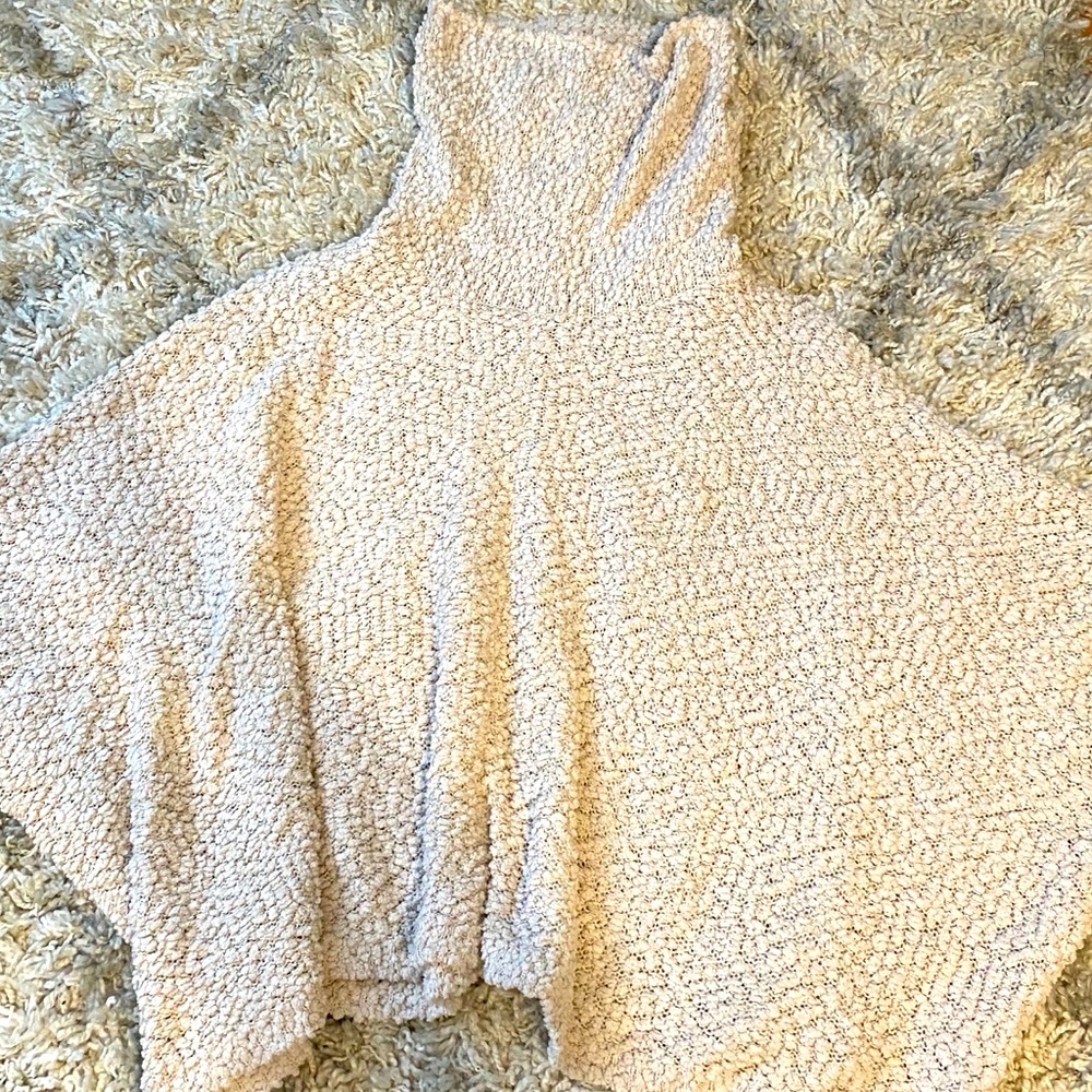 Batwing turtle neck poncho/sweater